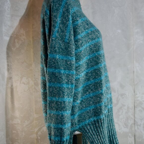 Eddie Bauer Vintage Teal & Gray Striped Turtleneck Sweater | Mohair Wool Blend - Picture 3 of 6